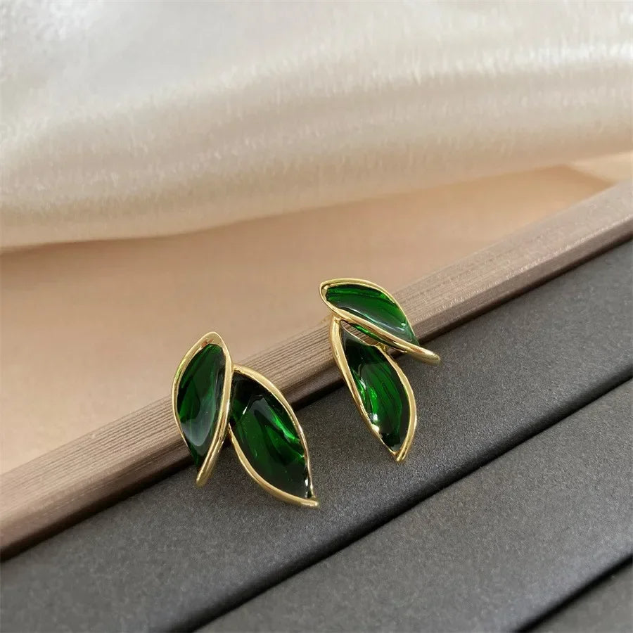 New Arrival Metal Trendy Leaf Stud Earrings